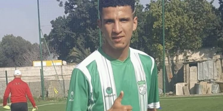 الكاك يتعاقد مع أشرف العظمة