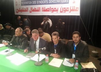 تحذيرات للحكومة من مواصلة سياسة الهروب إلى الأمام