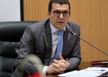 *ذ.عبد الرزاق الجباري*: القصر الكبير: مدينة فوق مدينة ؟!