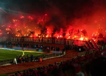 الجامعة تفرض عقوبات على الوداد والرجاء وأندية أخرى