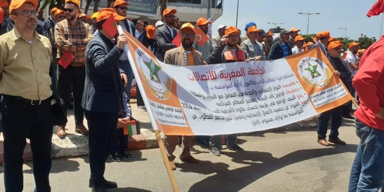 نقابة تزف خبر الزيادة في أجور مستخدمي اتصالات المغرب