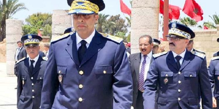 حموشي يصرف منح التميز الدراسي لفائدة أطفال وأيتام أسرة الأمن الوطني