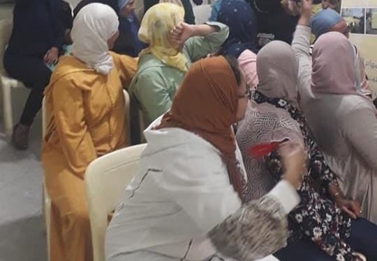 القنيطرة..وقفة احتجاجية للمطالبة بصرف مستحقات منظفات المؤسسات التعليمية