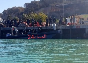 مصرع أربعة بحارة ونجاة اثنين آخرين في غرق قارب للصيد بمهدية