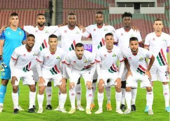 قمة الجيش الملكي والمغرب الفاسي بالملعب البلدي بالقنيطرة