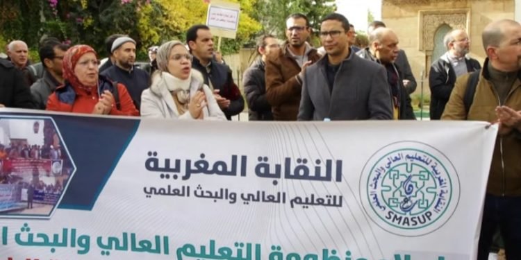 نقابة للتعليم العالي تحمل “ميراوي” مسؤولية “التراجعات” في ملف الأساتذة الباحثين