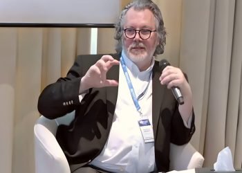 الخبير الكندي “فرنسوا غييميت” يشخص مشاكل إنجاز أبحاث الدكتوراة في المغرب