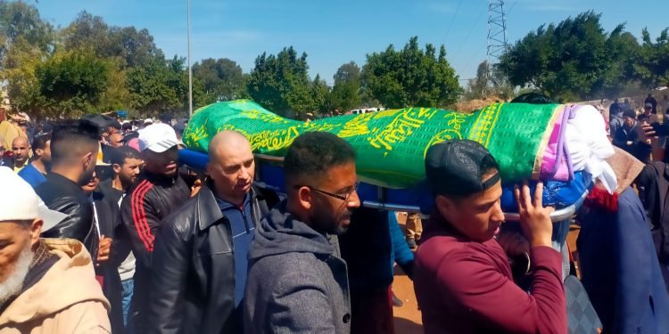 فيدرالية اليسار بالدارالبيضاء تودع أحد أبرز مناضليها إلى مثواه الأخير