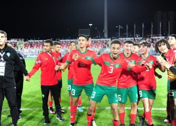الملك يهنىء منتخب الفتيان