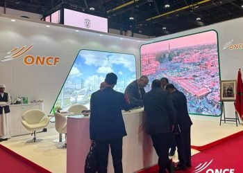 استعراض التجربة المغربية في مجال النقل السككي خلال مؤتمر بأبوظبي