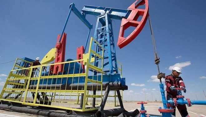 النفط يرتفع وسط توقعات بنقص الإمدادات