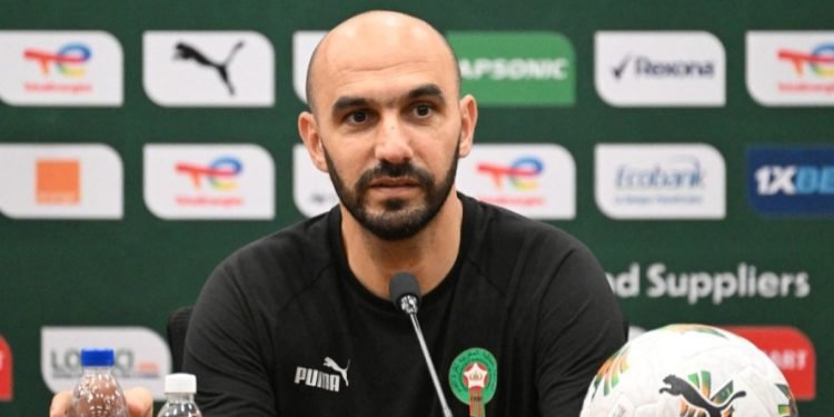 الكاف تعاقب الركراكي والجامعة الملكية تستأنف القرار