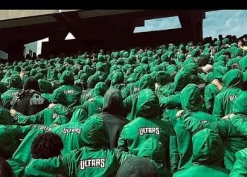 فيديو…فرحة عارمة لجماهير “حلالة بويز” بعد فوز الكاك على الطاس