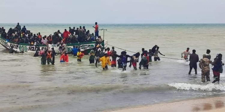 بئر كندوز..اعتراض قارب يقل 186 مرشحاً للهجرة السرية من دول جنوب الصحراء