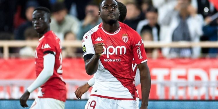 ميلان الإيطالي يعزز صفوفه بالفرنسي “يوسف فوفانا”