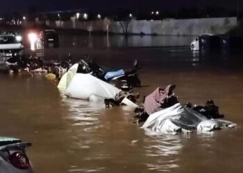 فيديو..شوارع مراكش وأزقتها تغرق في فيضانات رعدية قوية