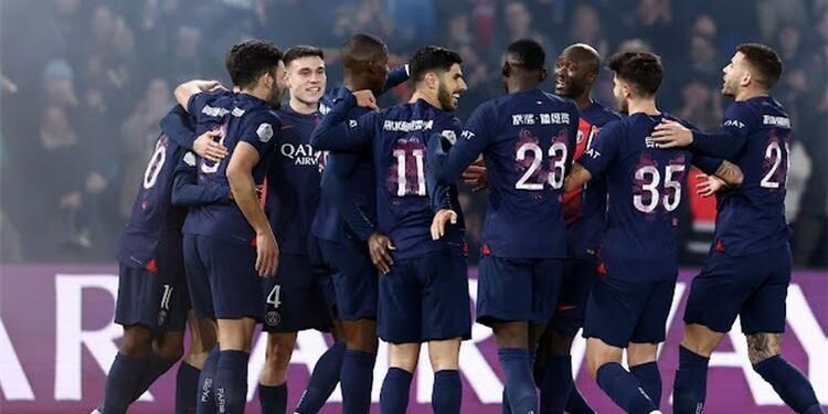 باريس سان جيرمان يحسم مواجهة مارسيليا بثلاثية نظيفة ويواصل صدارة الدوري الفرنسي