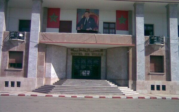 “الرشوة واستغلال النفوذ” تلاحقان المستشارين الجماعيين المعتقلين بالقنيطرة