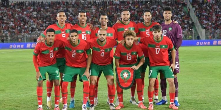 الركراكي يستدعي 26 لاعبا لمباراتي الغابون وليسوتو في غياب زياش