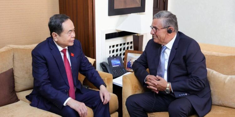 أخنوش يعقد مباحثات مع رئيس الجمعية الوطنية لفيتنام لبحث سبل التعاون الثنائي