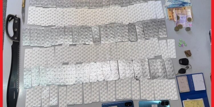 مكناس..توقيف شخصين وحجز أزيد من 1800 قرص مخدر