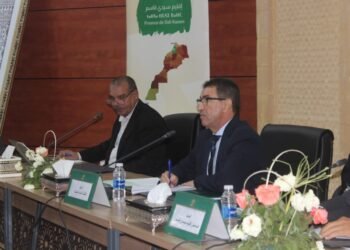 عامل سيدي قاسم يقود لقاء تشاوريا لإعداد برامج تنموية مندمجة