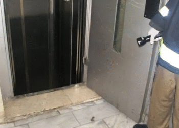 توقيف تقنيين بعد مصرع مسن سقط من مصعد غير مكتمل بالقنيطرة