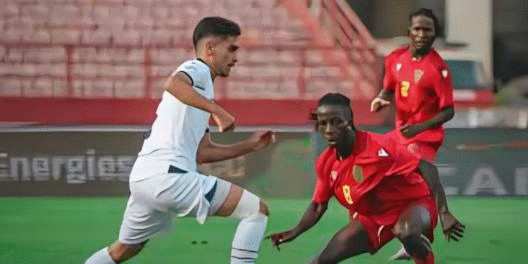 فوز خارج الديار يقود أولمبيك آسفي إلى وصافة مجموعته في كأس الكاف