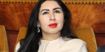 “أتركين” تسائل “التهراوي” حول بيع الأدوية عبر الإنترنت