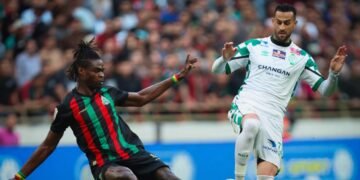 الجيش يتربص بالصدارة والكوكب يعود بانتصار من بركان