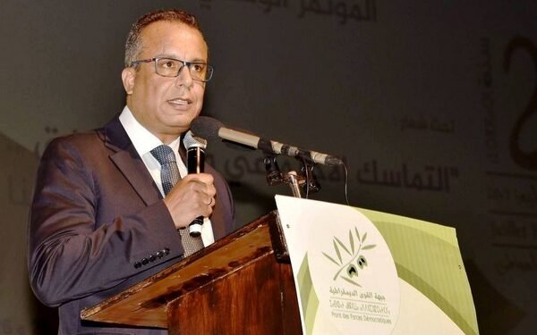 جبهة القوى تتبرأ من ملصق انتخابي مفبرك وتلوح باللجوء إلى القضاء