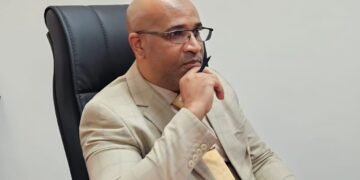 التطبيع مع الفساد والتفرقيش – حين يصبح نهب المال العام خبرا عاديا